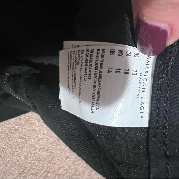 American Eagle Outfitters Women's black Shorts - Picture 3 of 9